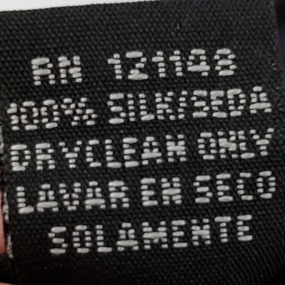 Arrow Purple and Black Tie - Picture 3 of 4